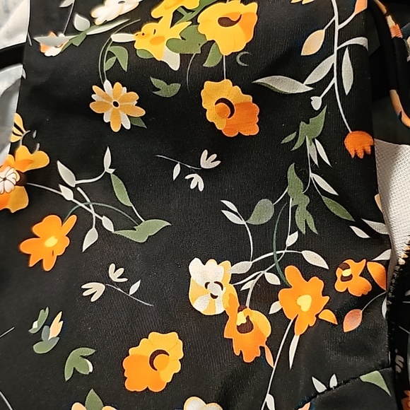 Floral bikini top - Picture 5 of 6